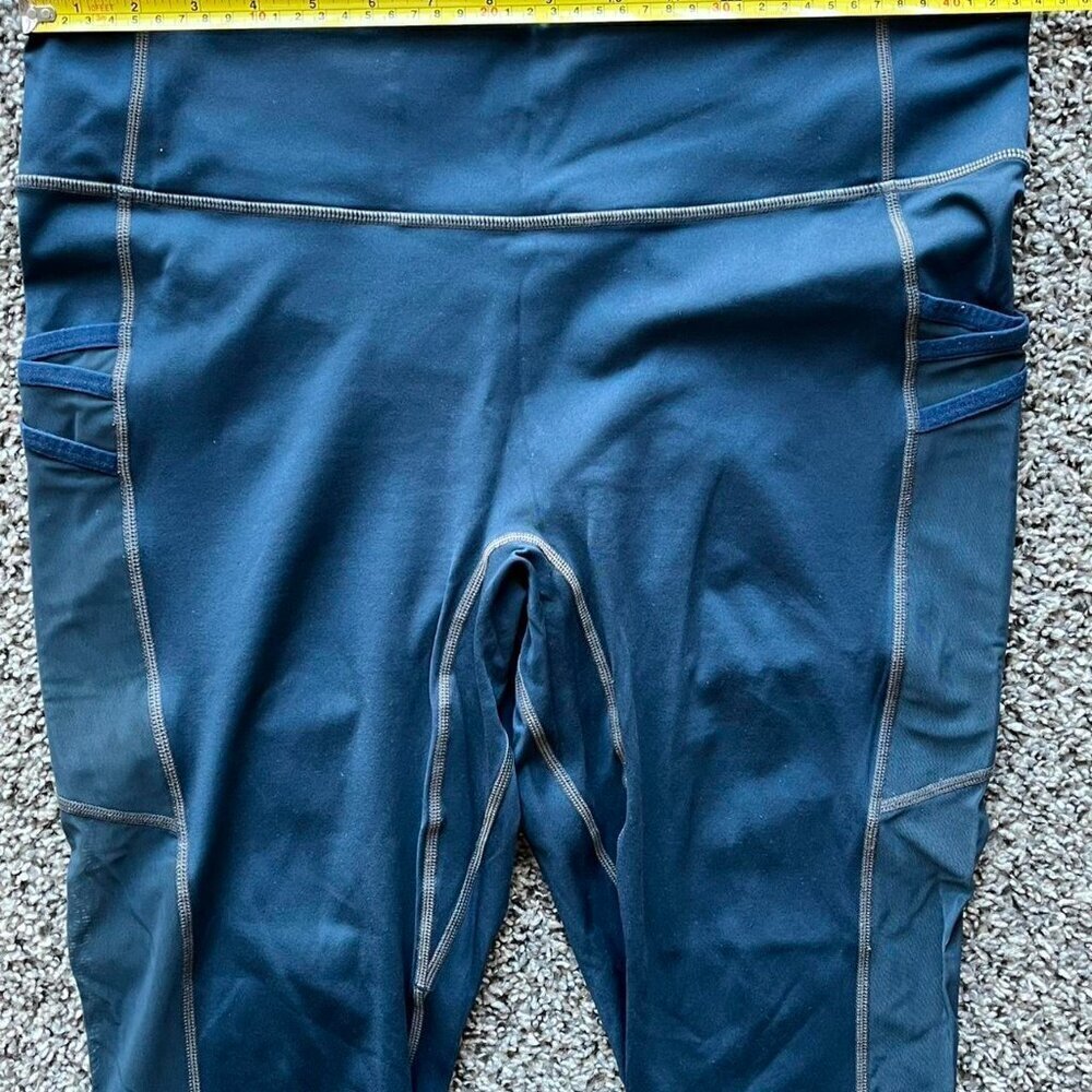 Fabletics Capri Womens Small Teal Motion 365 Athleisure Pants - Picture 3 of 7